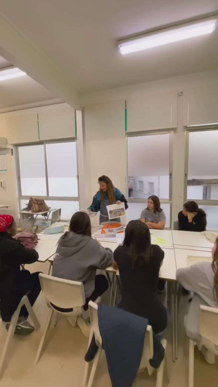 Cargar video: 